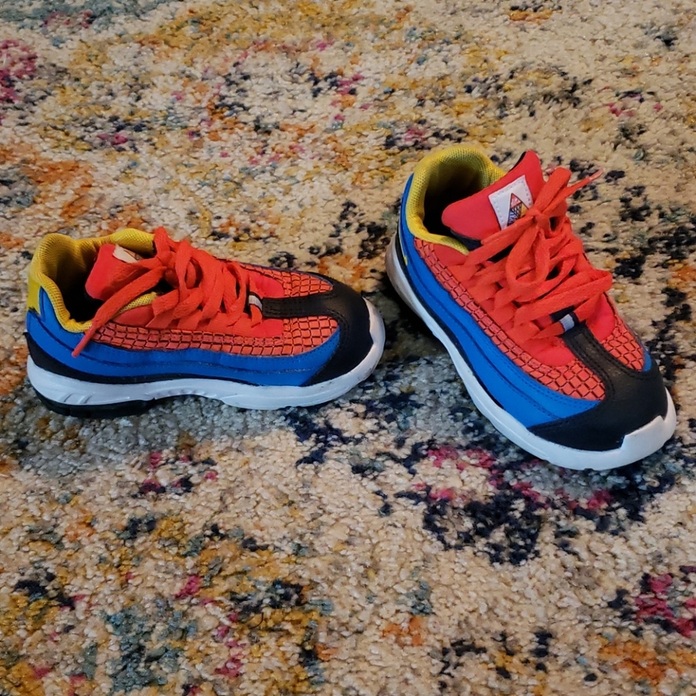Nike shoes